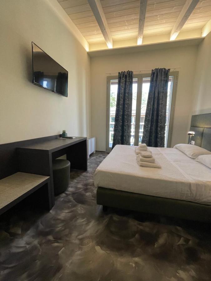 Modus Aquae Hotel บริซิเกลลา ภายนอก รูปภาพ